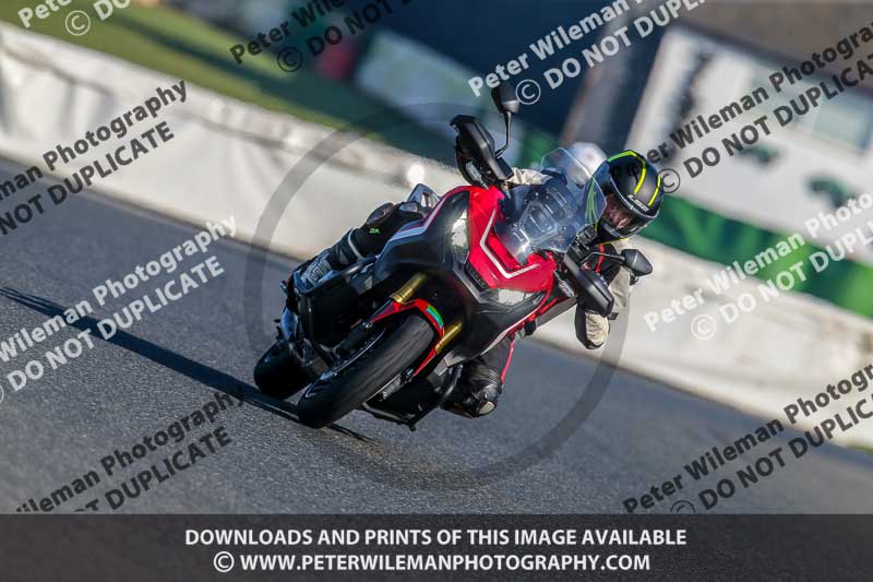 PJM Wedding Photography;enduro digital images;event digital images;eventdigitalimages;mallory park;mallory park photographs;mallory park trackday;mallory park trackday photographs;no limits trackdays;peter wileman photography;racing digital images;trackday digital images;trackday photos